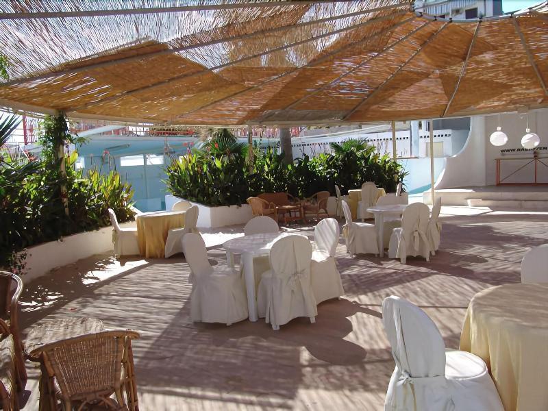 Aparthotel Palazzo Reginella Bovalino Marina Exterior foto